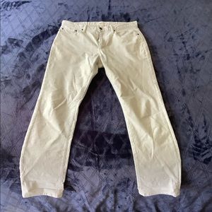 Men’s GAP Corduroy Pants.